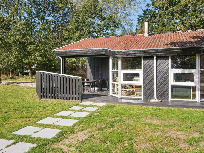 Others 2, Elegant Holiday Home in Glesborg With Sauna, Norddjurs