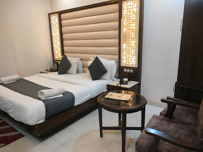 5, Hotel Sai Mahal, Delhi