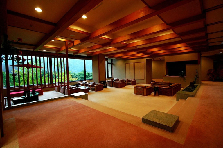 Public Area, Senkyo, Numata