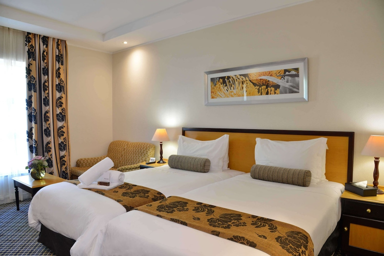 Bedroom 3, City Lodge Hotel GrandWest, City of Cape Town