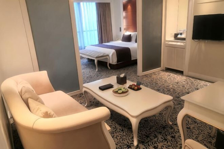 Bedroom 3, Xinhua Media Hotel, Nanjing
