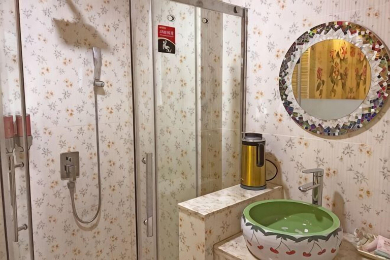 Bathroom 4, Aiqing Apartment Chain Hotel, Jiangmen