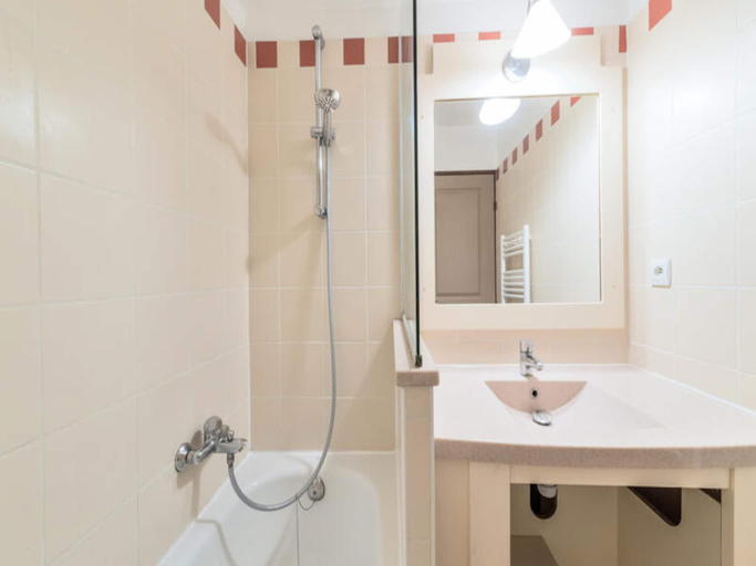 Bathroom 3, Residence Les Rivages de Rochelongue, Hérault