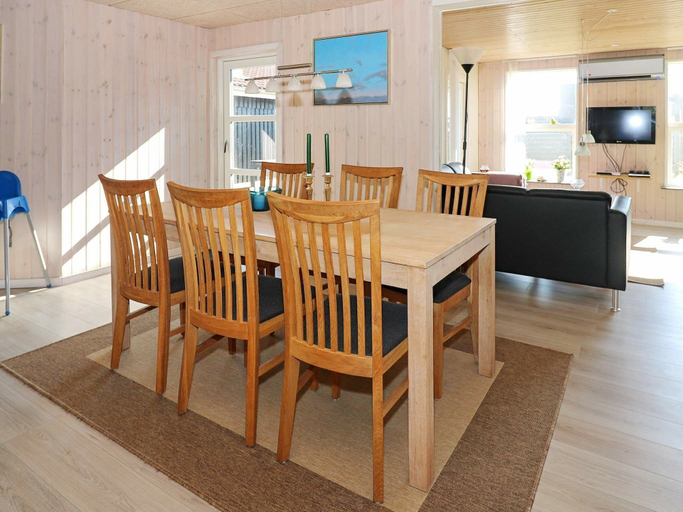 Others 5, Charming Holiday Home in Storvorde With Solar Energy, Aalborg
