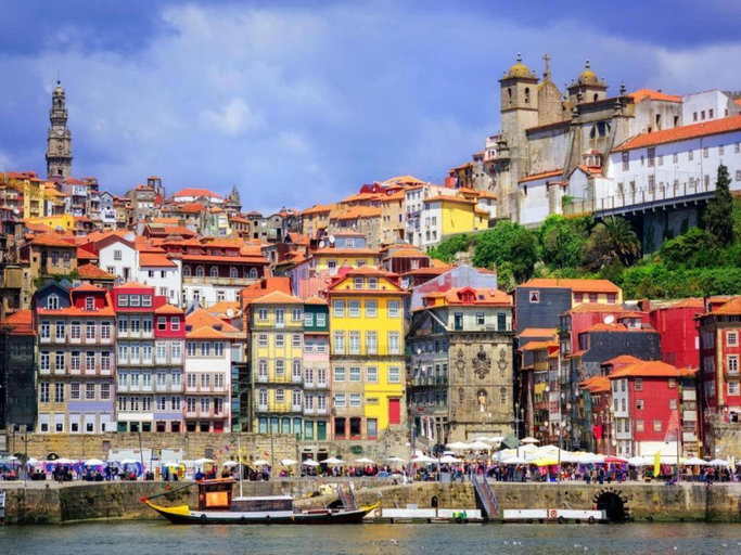 4, Charming 1-Bedroom Apartment in Gaia, Porto