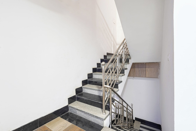 Staircase 2, Fabhotel Jaya Grand, Guntur