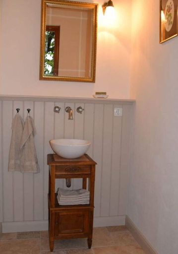 Bathroom 5, Villa Taubenberg, Schaumburg