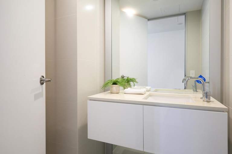 Bathroom 3, Serain Residences on 9 Hamilton Avenue, Gold Coast