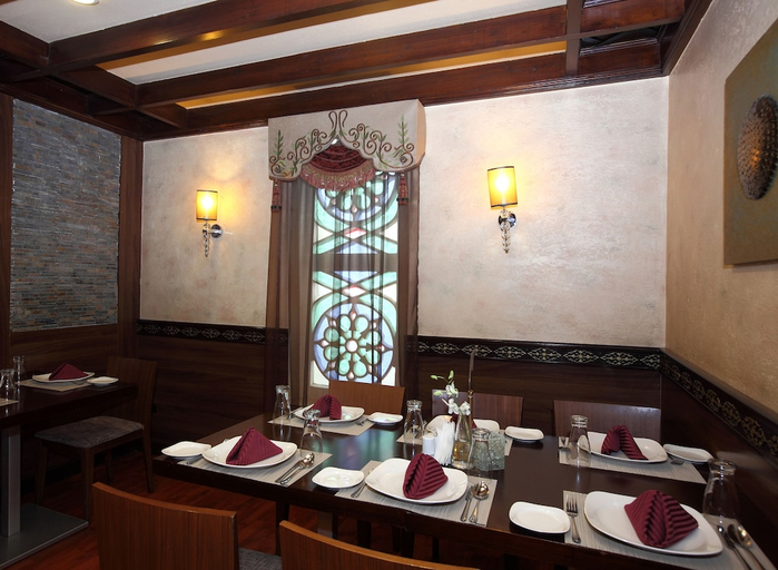 Food & Drinks 4, Mena Andalusia Riyadh, Riyadh