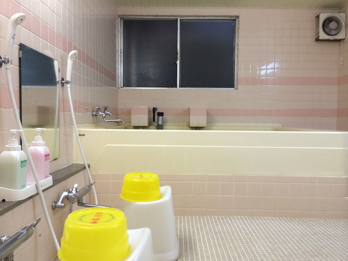Bathroom 3, Shodoshima Olive Youth Hostel Shodoshima, Shōdoshima