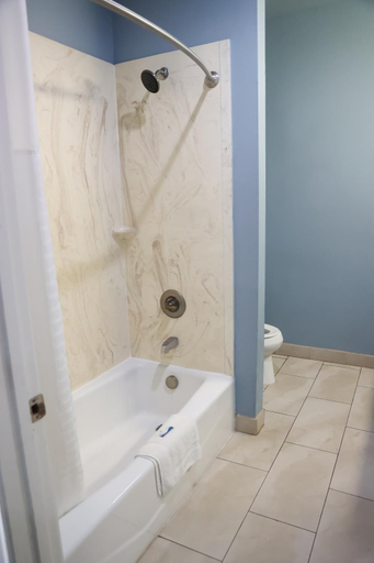 Bathroom 4, Black Gold Inn, Lavaca