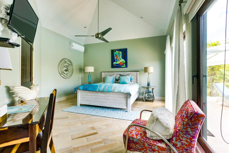 Bedroom 3, Stunning 3BR Lagoon Home with Sunset Rooftop Deck