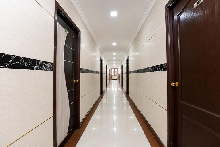 Public Area 2, FabHotel Le Royal Inn - Nr Madras Medical Mission Hospital, Chennai