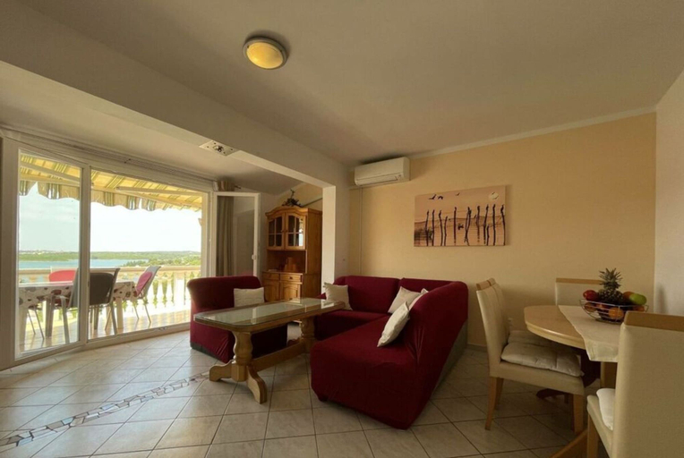 Living area 4, Tara Appartement 2, Medulin