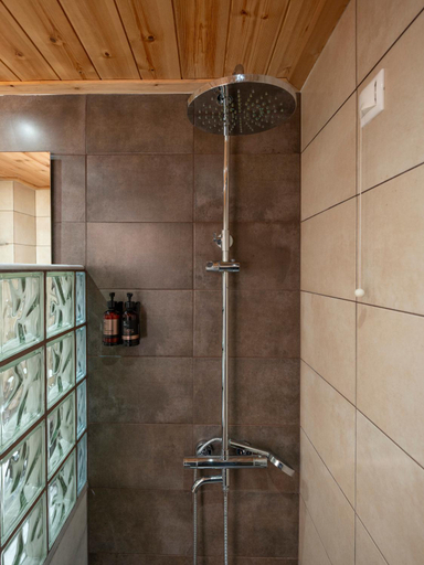 Bathroom 2, Galini Rooms, South Aegean