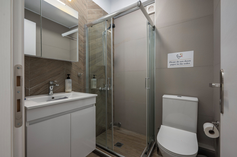 Bathroom 4, SLV Danai 7 Apartments, East Macedonia and Thrace
