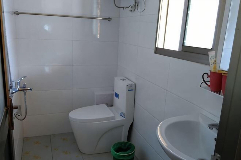 Bathroom 3, Xuancheng Airitang Inn, Xuancheng