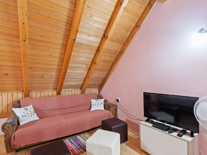 Others 4, Joyful Apartment in Polača with Swimming Pool, Polača