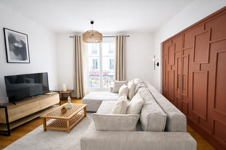 Others 5, Appartement au cœur de Montmartre, Paris