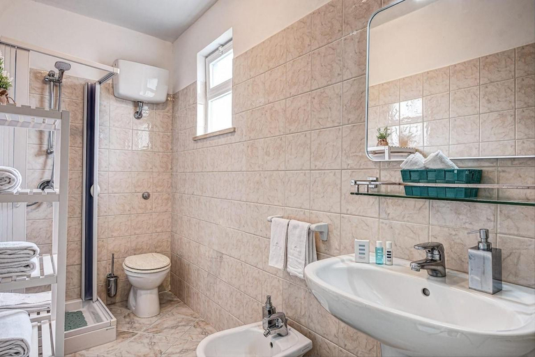 Bathroom 2, Domus Smeraldo terrace and sea view Amalfi Coast, Napoli