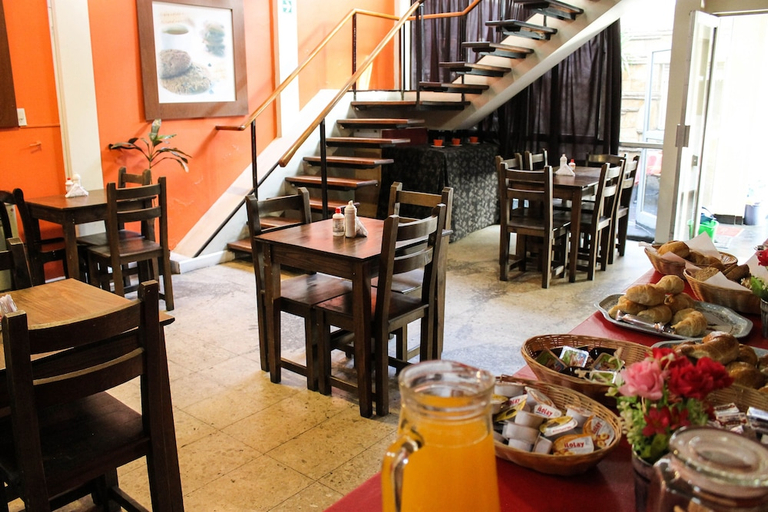 Food & Drinks 5, Casi Guemes Hotel, Capital