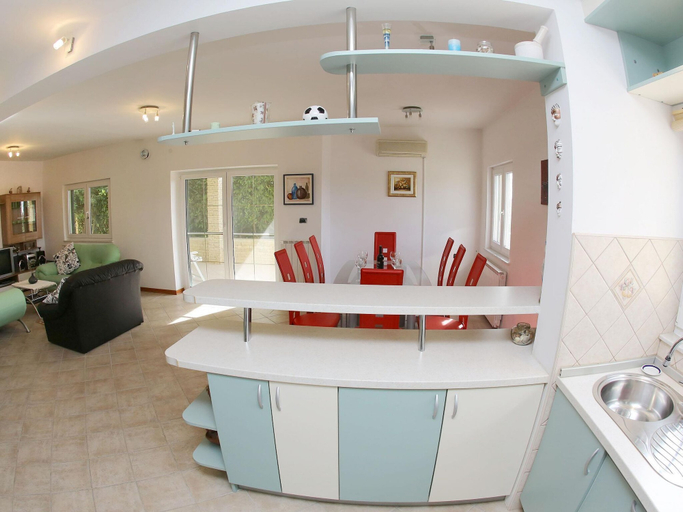 Others 4, Charming Spacious Villa Ana With Private Pool, Poličnik