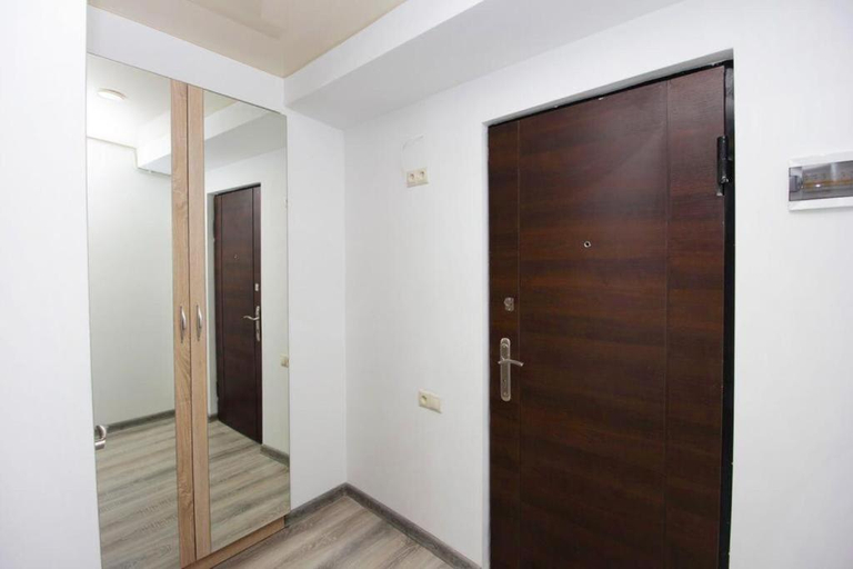 Others 4, 81. Apartment with a balcony. Center of Yerevan, Yerevan