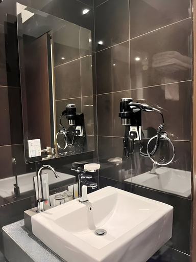 4, Hotel Damai Kuala Lumpur, Kuala Lumpur