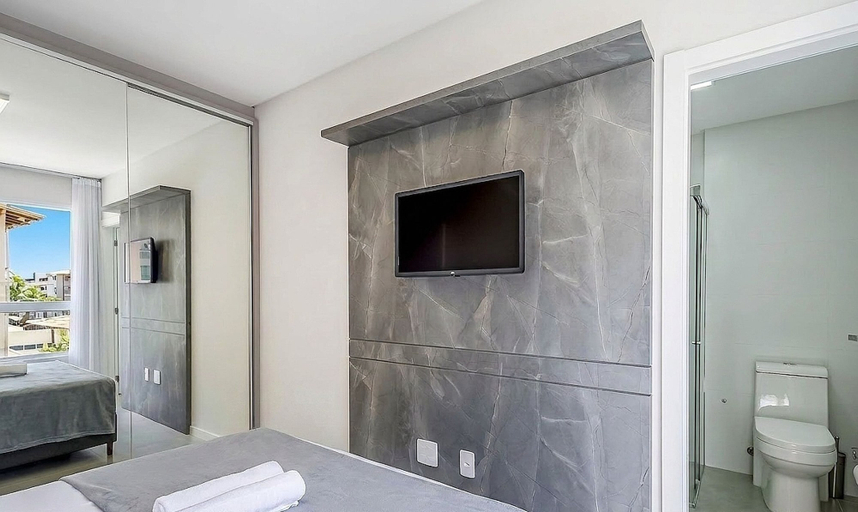 Room 4, Modern 3BR apt Near the Beach Ema0201, Itapema