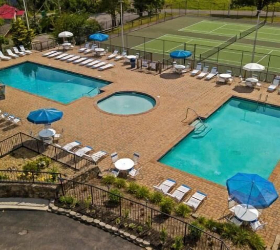 Pool 5, Villa Tavia, Sevier