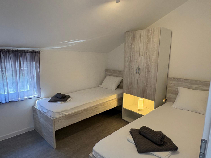 Bedroom 2, Apartments Dobrenic, Vodice
