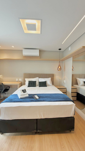 Room 4, La Vida, São Paulo