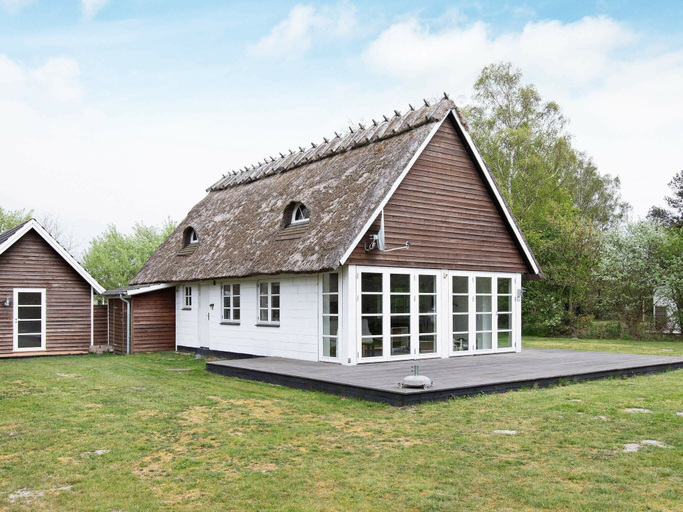 Others 5, Exquisite Holiday Home in Lolland With Terrace, Lolland