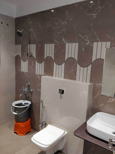 Bathroom 4, WoodRose Viila, Satara