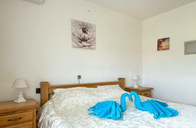 Room 3, Villa Arta in Medulin met Jacuzzi en Sauna, Medulin