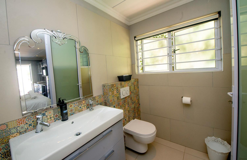 Bathroom 3, The Paper Fig House, Eden