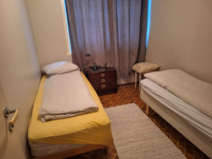 Bedroom 2, 6 person holiday home in Svolvær, Vågan