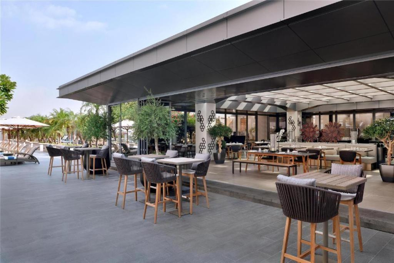 Food & Drinks 3, Emaar Residence Fashion Avenue, Dubai