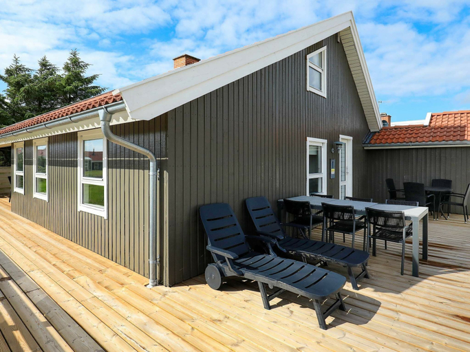 Others 2, Spacious Holiday Home in Thisted Denmark With Sauna, Thisted