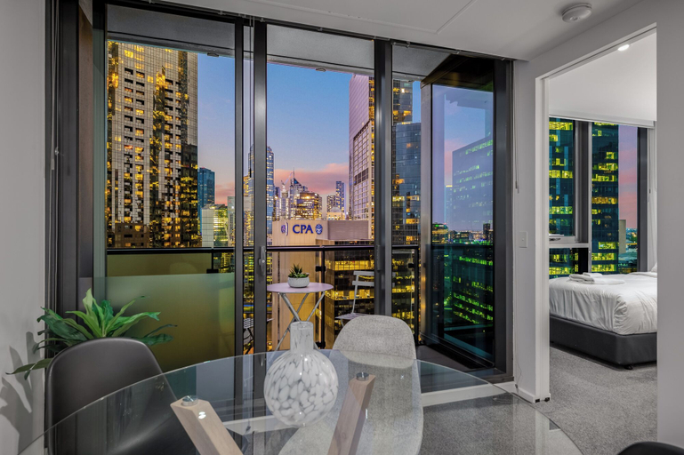 Others 4, Exclusive Stays - SB Grand, Melbourne