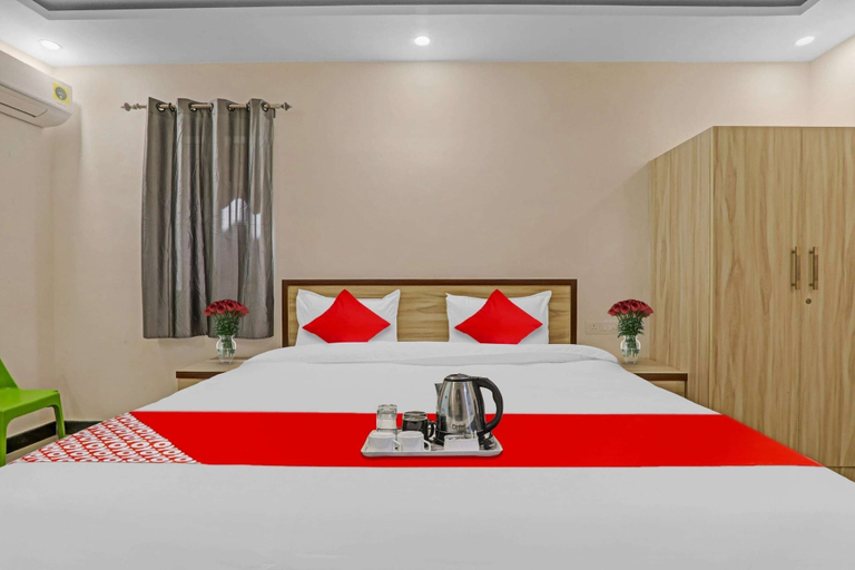 Room 4, Hotel O Gorakhpur Railway Junction Road, Gorakhpur