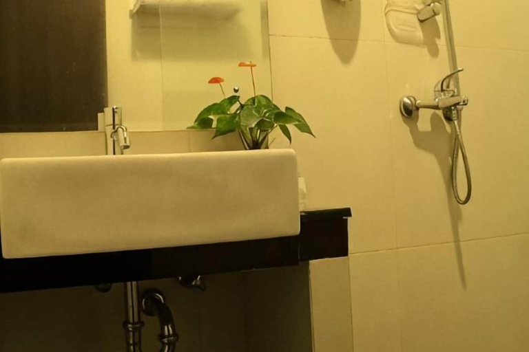 bathroom 10