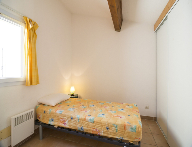 Room 4, Charming Holiday Home for 6-guests, Hérault