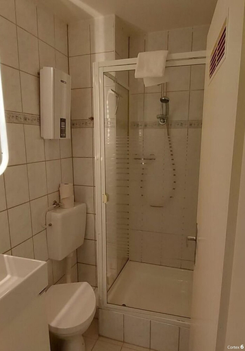 Bathroom 3, Rustudio - Ruttenscheid, Essen