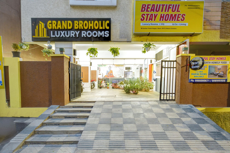 Property entrance, FabHotel Grand Broholic Luxury Rooms JNTU, Ranga Reddy