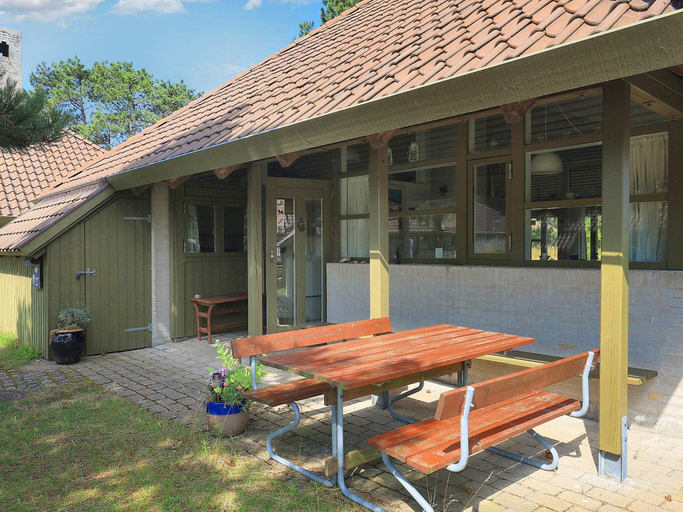 View 5, 5 person holiday home on a holiday park, Næstved
