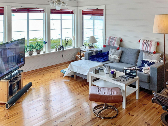 Others 5, 6 Person Holiday Home in Løfallstrand, Kvinnherad