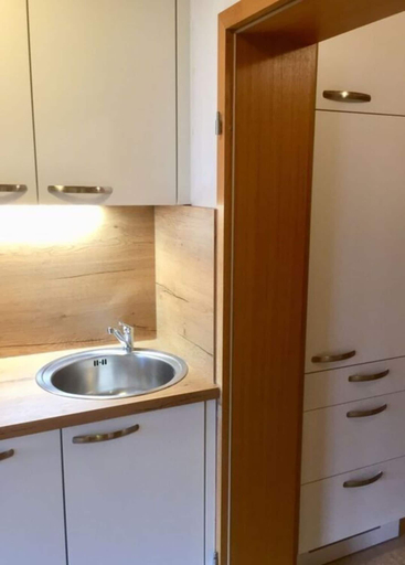 Private kitchen 3, Snug Apaartment in Oberammergau, Garmisch-Partenkirchen