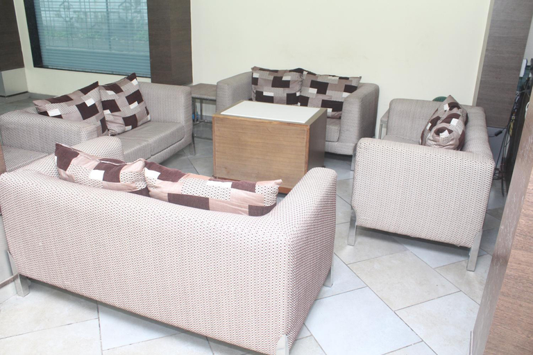 Others 2, Hotel Western Court, Palghar