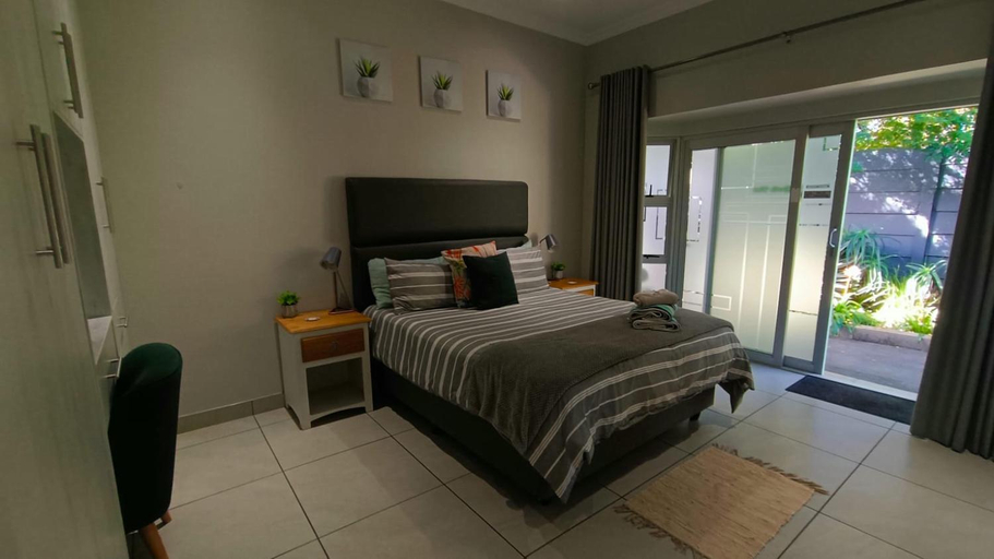 Bedroom 2, Utopia Guest House, Ekurhuleni